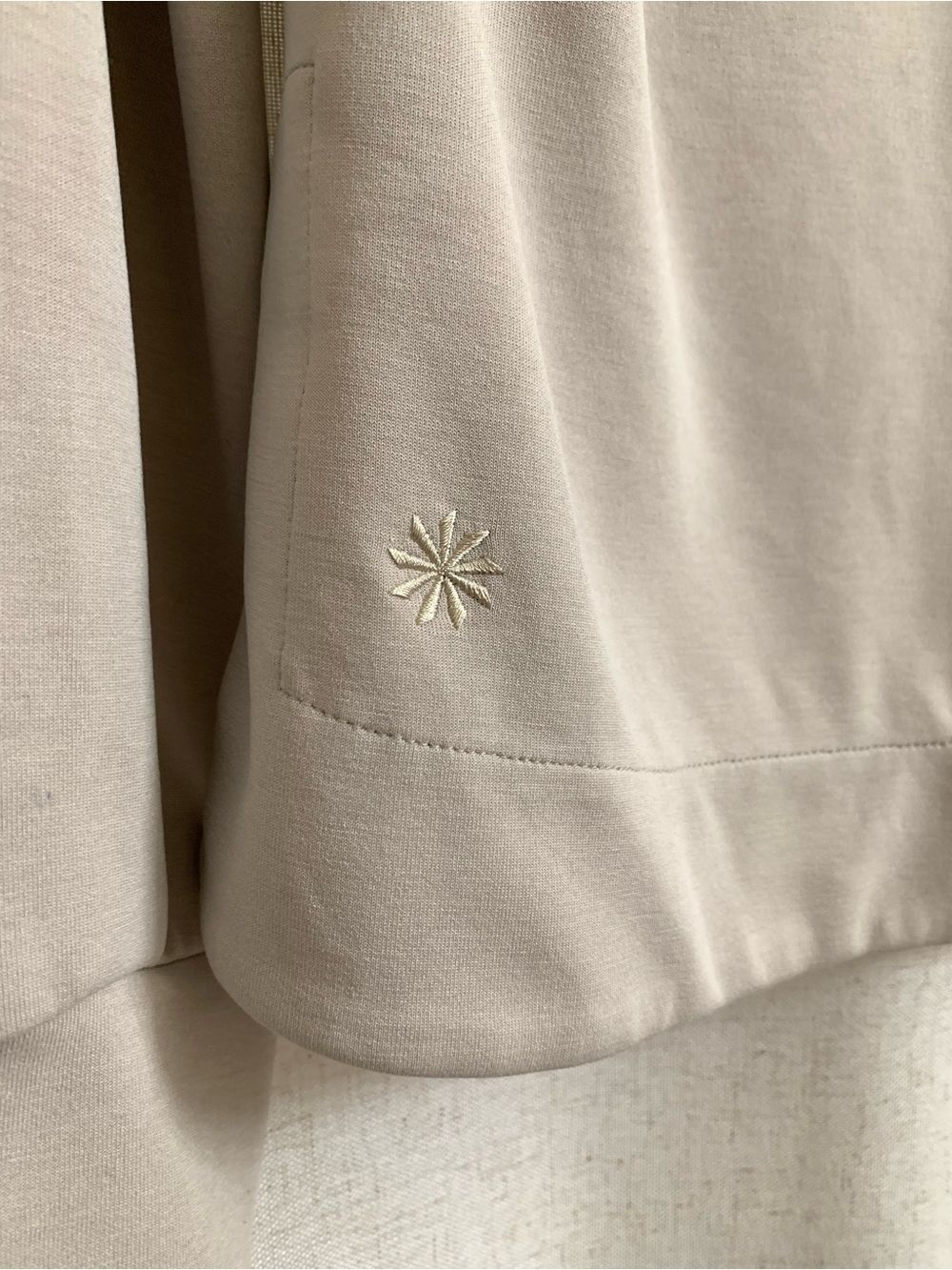 Athleta Seasoft Light Cream Taupe Raglan Crewneck Sweatshirt Peachfuzz XXS - Picture 10 of 10